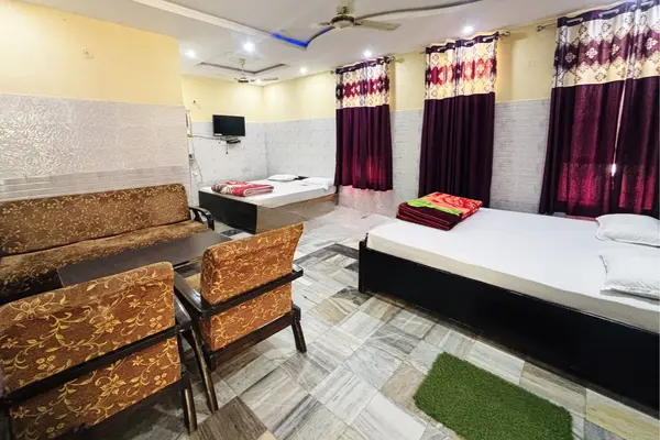 AC hall bed room for yatris in Palitana Jain pilgrimage